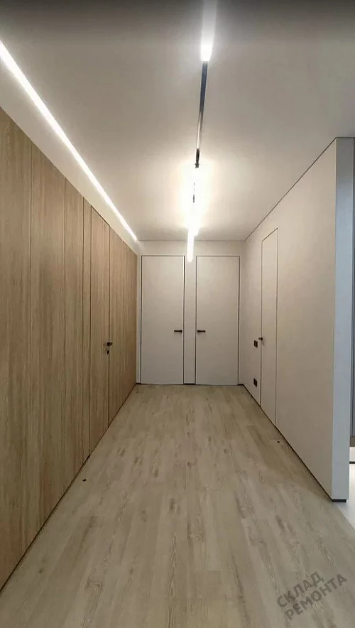 Фото Скрытая дверь AxelDoors Invisible 2100 прям.откр.(алюм.кр.черн. с 4х), под покраску, без стекла – купить в Чите: цена, описание, фото. Интернет-магазин. 5